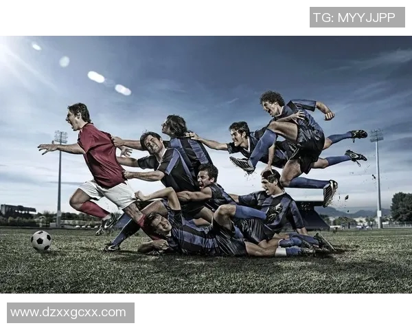 聚焦当下最炙手可热足球巨星解析竞技风采与未来发展方向