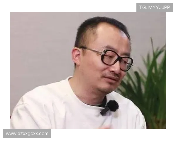 杨磊专访：从青涩少年到乒乓球明星的奋斗与成长之路
